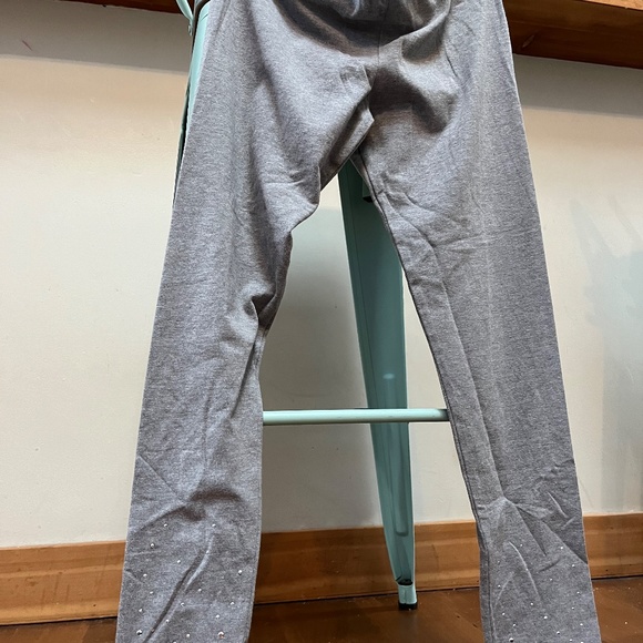 leggings - Picture 2 of 3